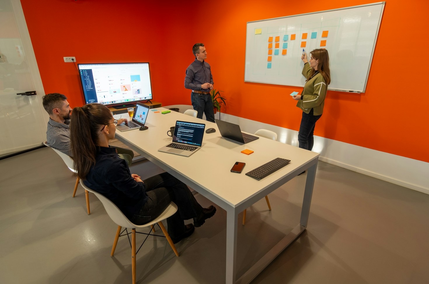 Mastering the Art of Consistent Online Storytelling